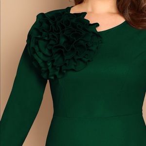 Plus Size Flower Applique Fit & Flare Green Dress